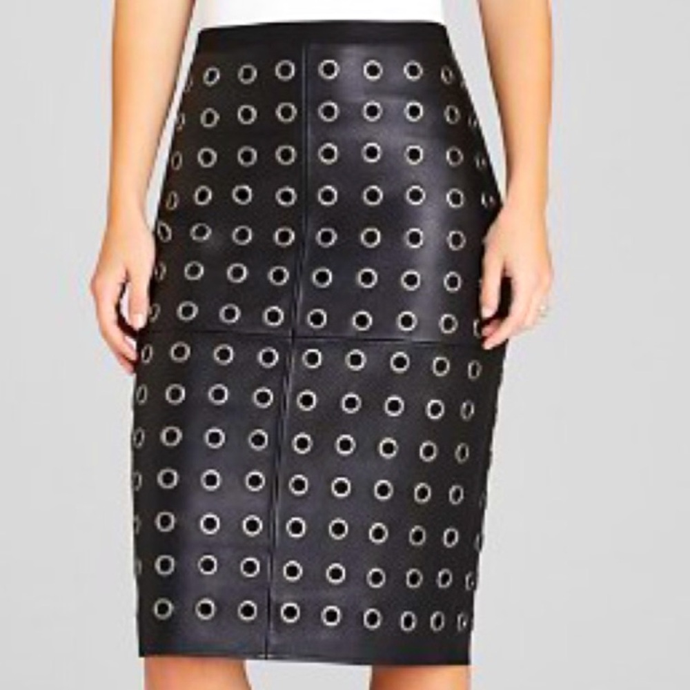 BCBGMaxAzria “Bess” Grommet Leather Skirt Size S Small 75% OFF!!